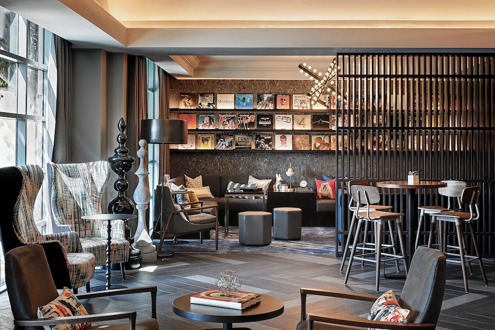 Renaissance Los Angeles Airport Hotel - featured photo