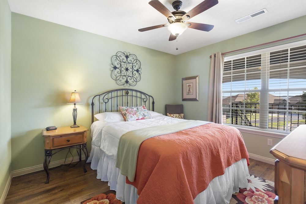 The Hogue Penthouse Unwind and Relax - photo 5