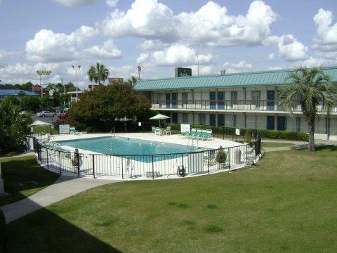 Hotel Holiday Inn Tifton I 75 - photo 8