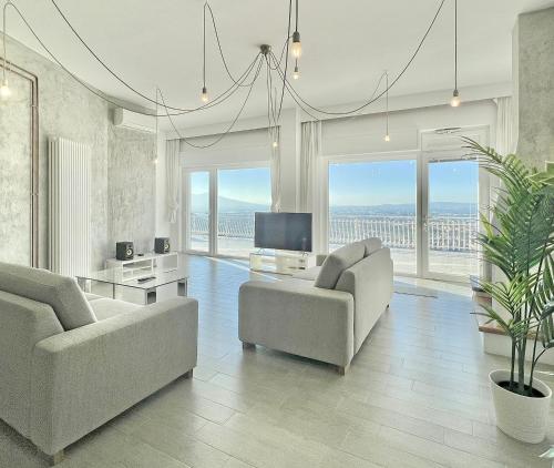 Super panoramic new apartment in Casertavecchia — 4-Star Luxury Hotel in Caserta, Italy