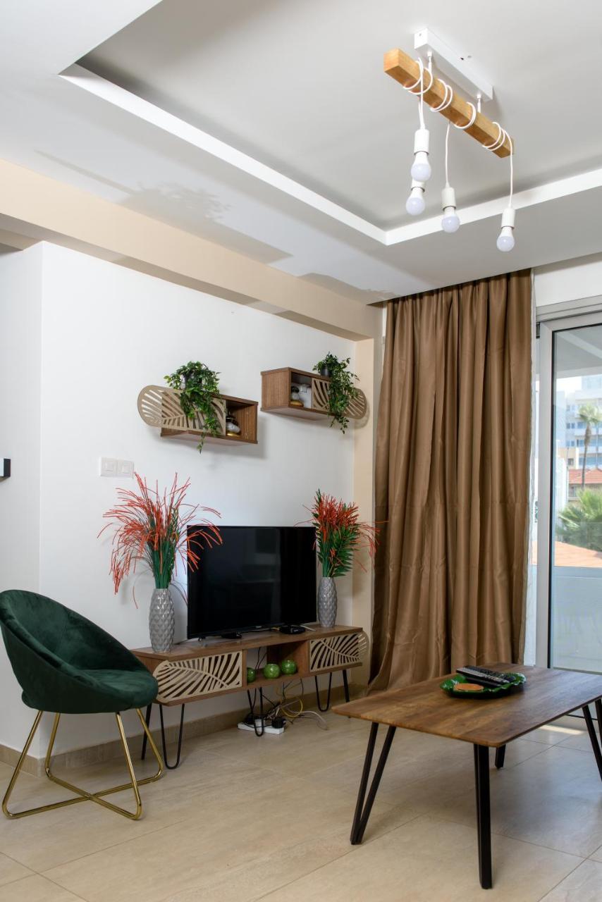 Green Island Apartment 102