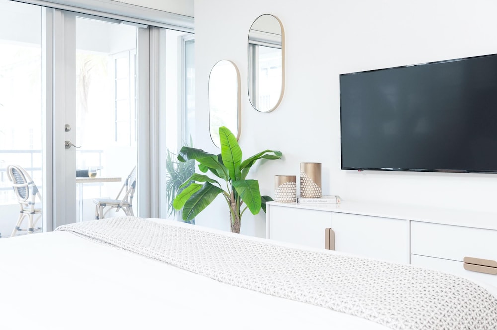 Luxuri Suites - photo 117
