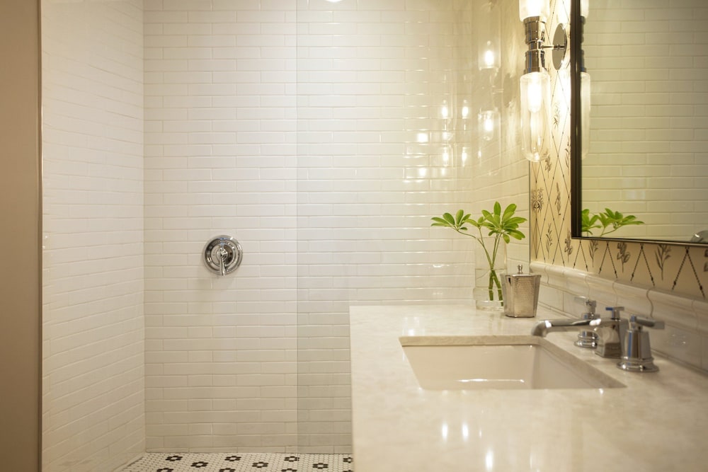 Kimpton Cottonwood by IHG - photo 30