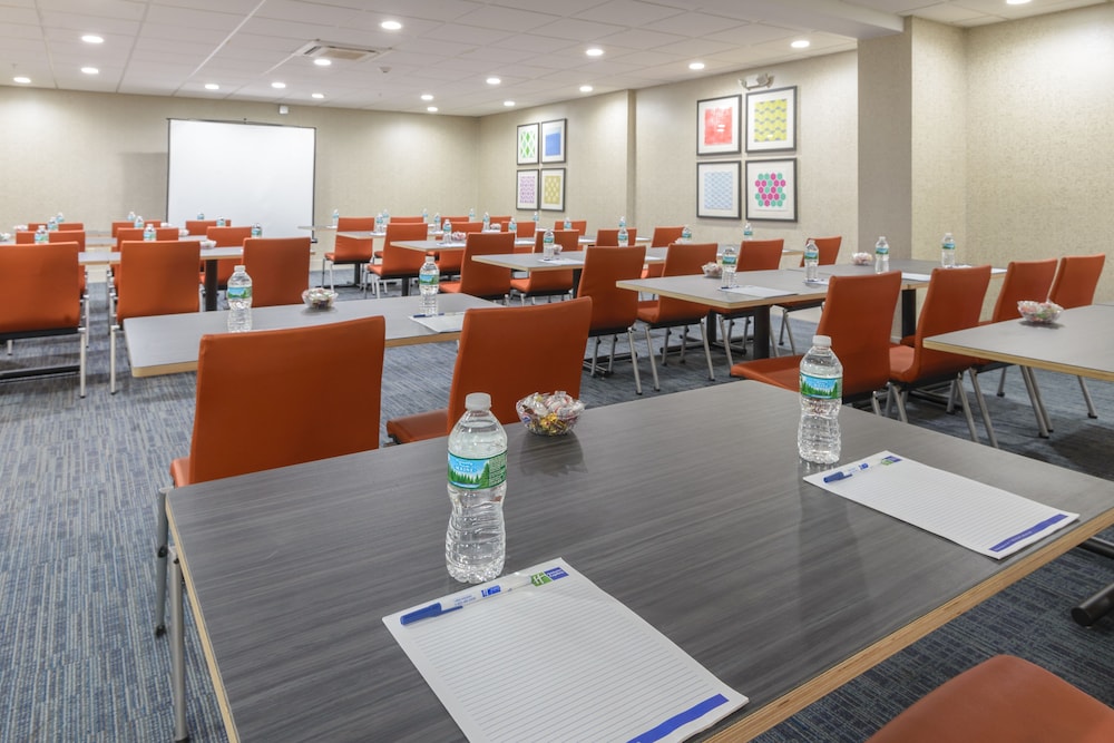 Holiday Inn Express Southington by IHG - photo 47