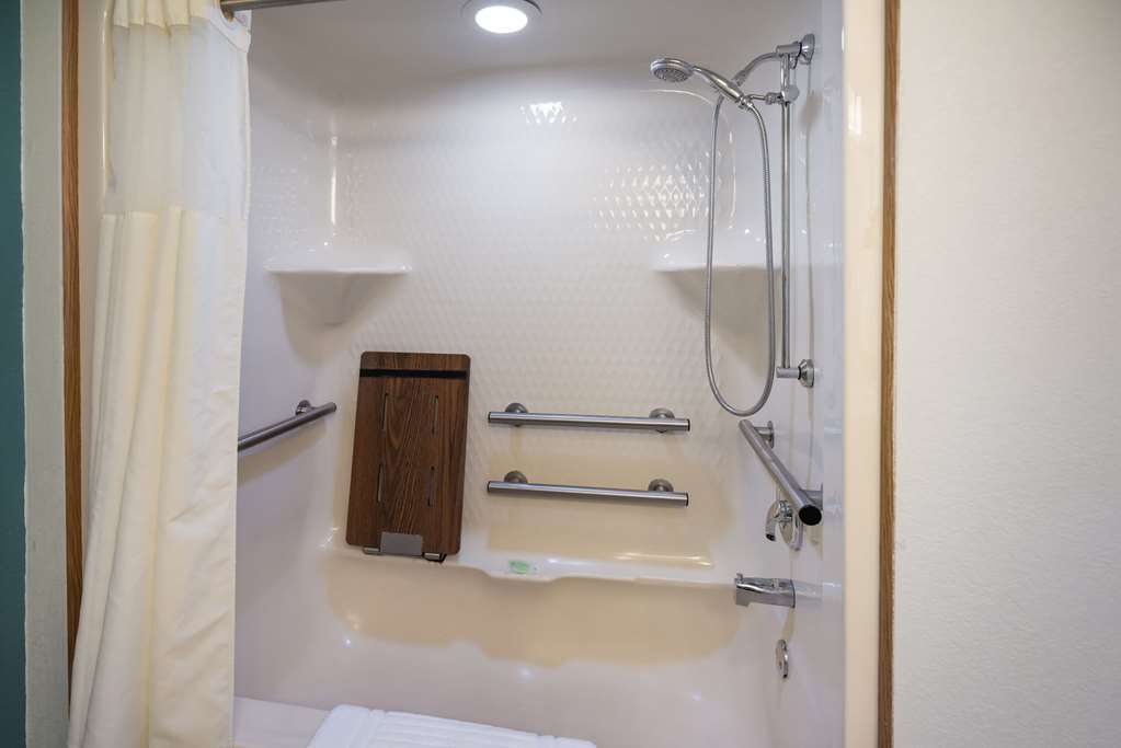 Sleep Inn & Suites Port Clinton - photo 11