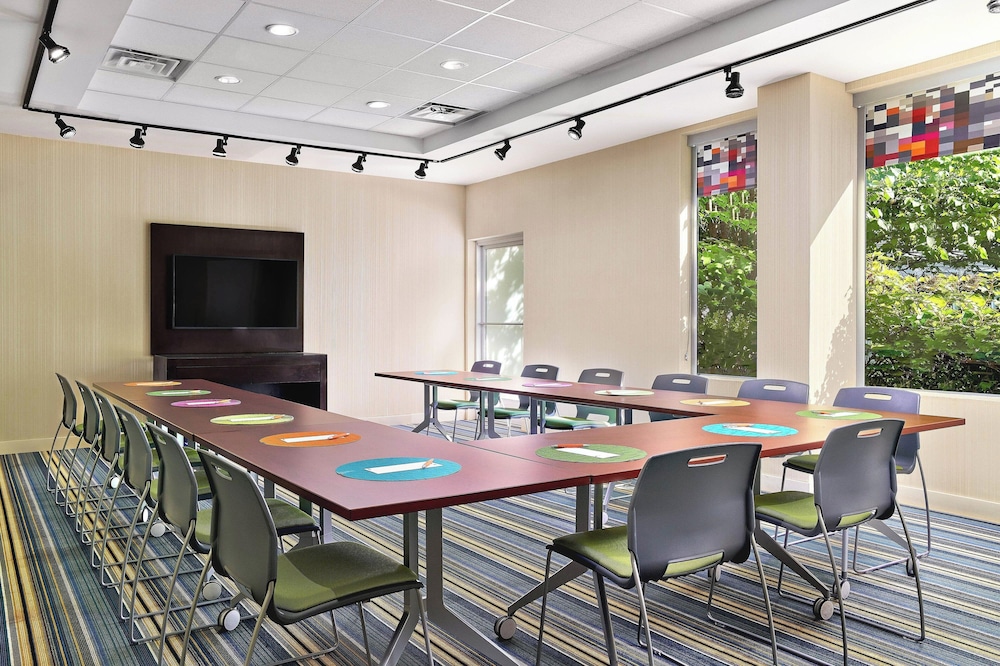 Aloft Arundel Mills BWI Airport - photo 32