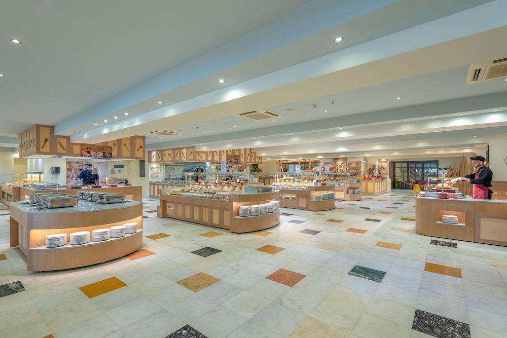 מזון ומשקאות