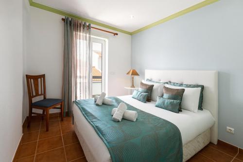 Lazy House — 4-Star Luxury Hotel in Nazare, Portugal