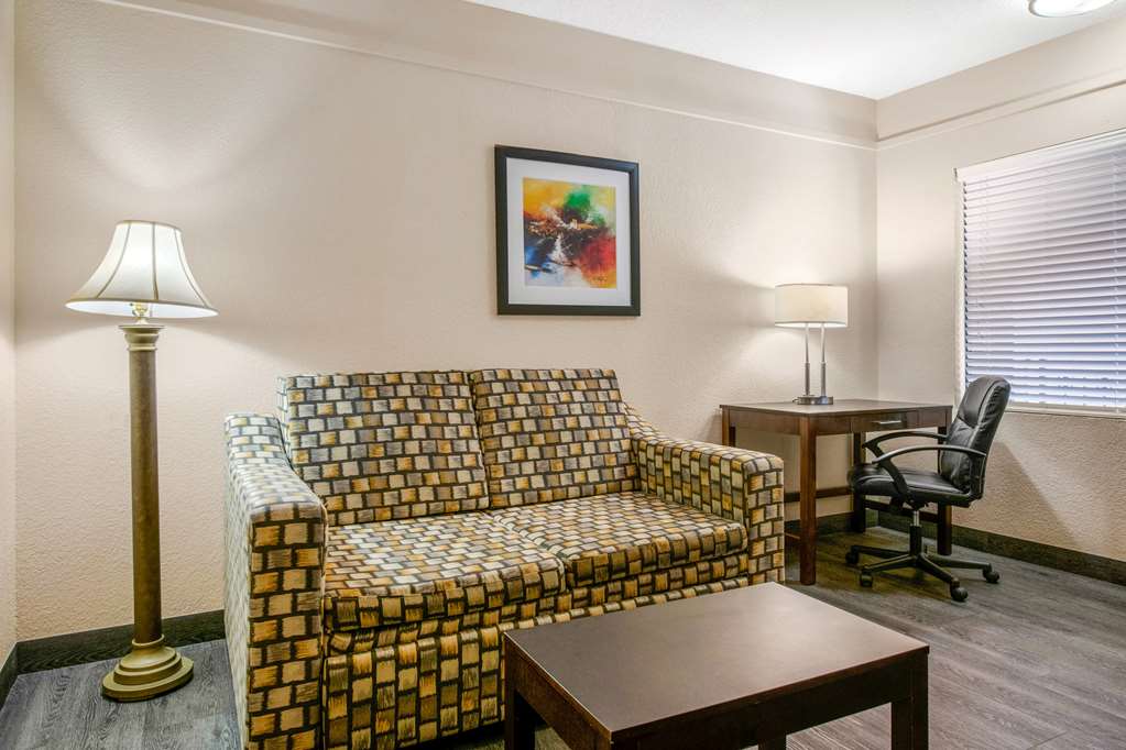 Quality Inn & Suites Jacksonville Baymeadows - photo 16