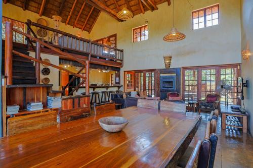 Bush Lodge Retreat Villa 29 — 4-Star Luxury Hotel in Warmbaths, South Africa