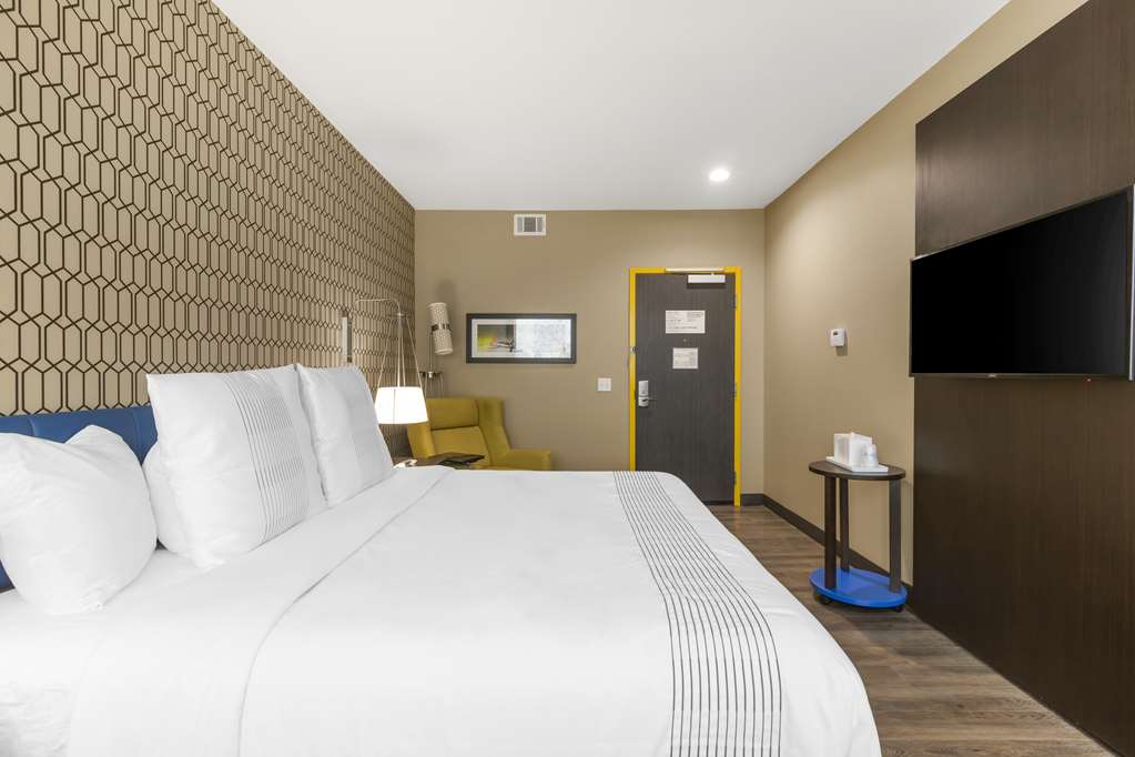 Glō Best Western Pooler Savannah Airport Hotel - photo 18