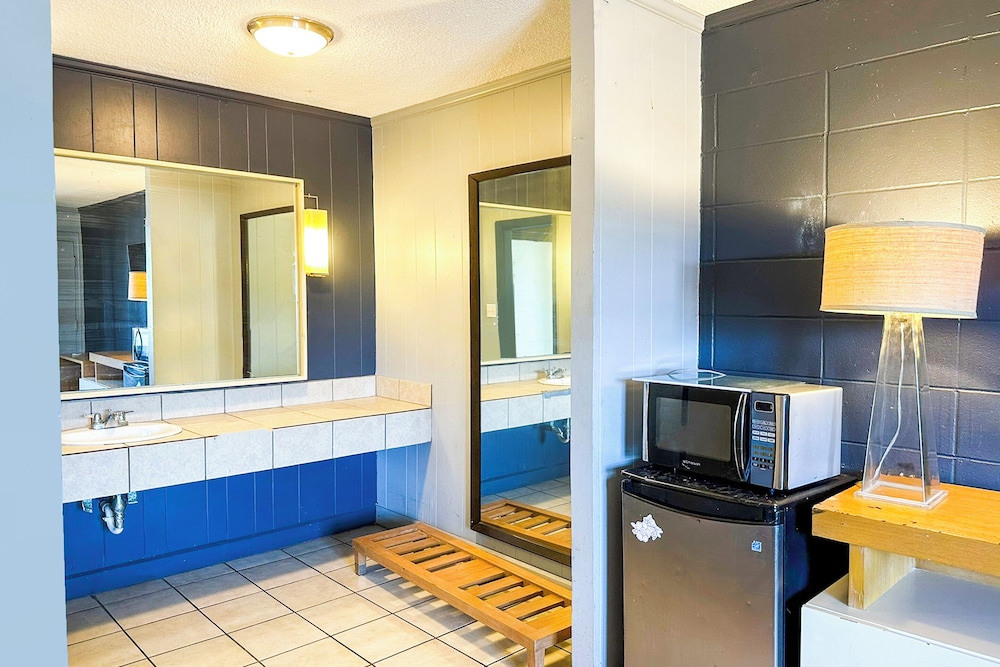 Sunrise Inn By OYO Albany - photo 24