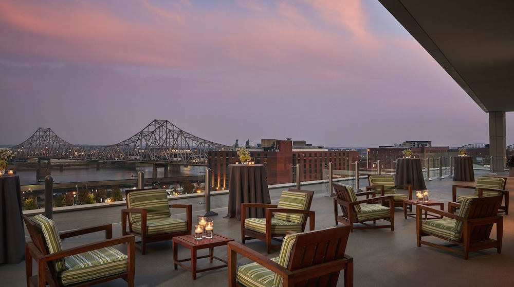 Four Seasons Hotel St Louis - photo 77