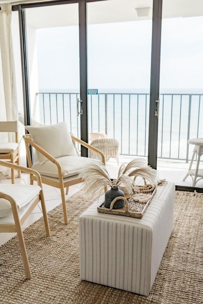 0912 White Linen Room by Atlantic Towers - photo 27