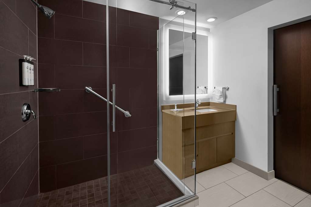 Hyatt House Raleigh North Hills - photo 33