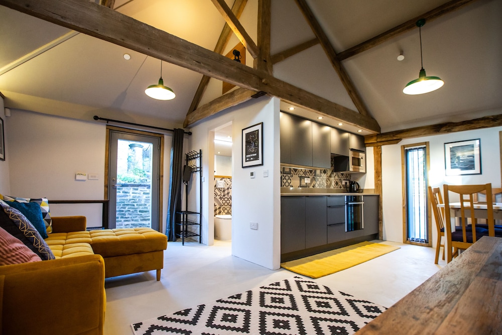 17th Century Cartshed Nestled In Welsh Countryside — hotel in Abergavenny