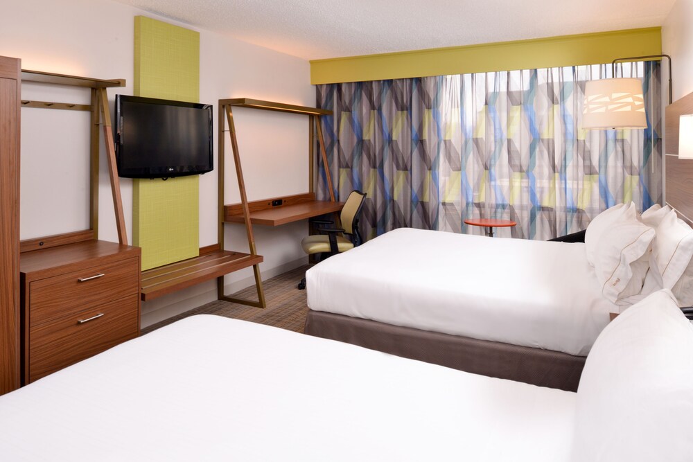 Holiday Inn Express Springfield by IHG - photo 19