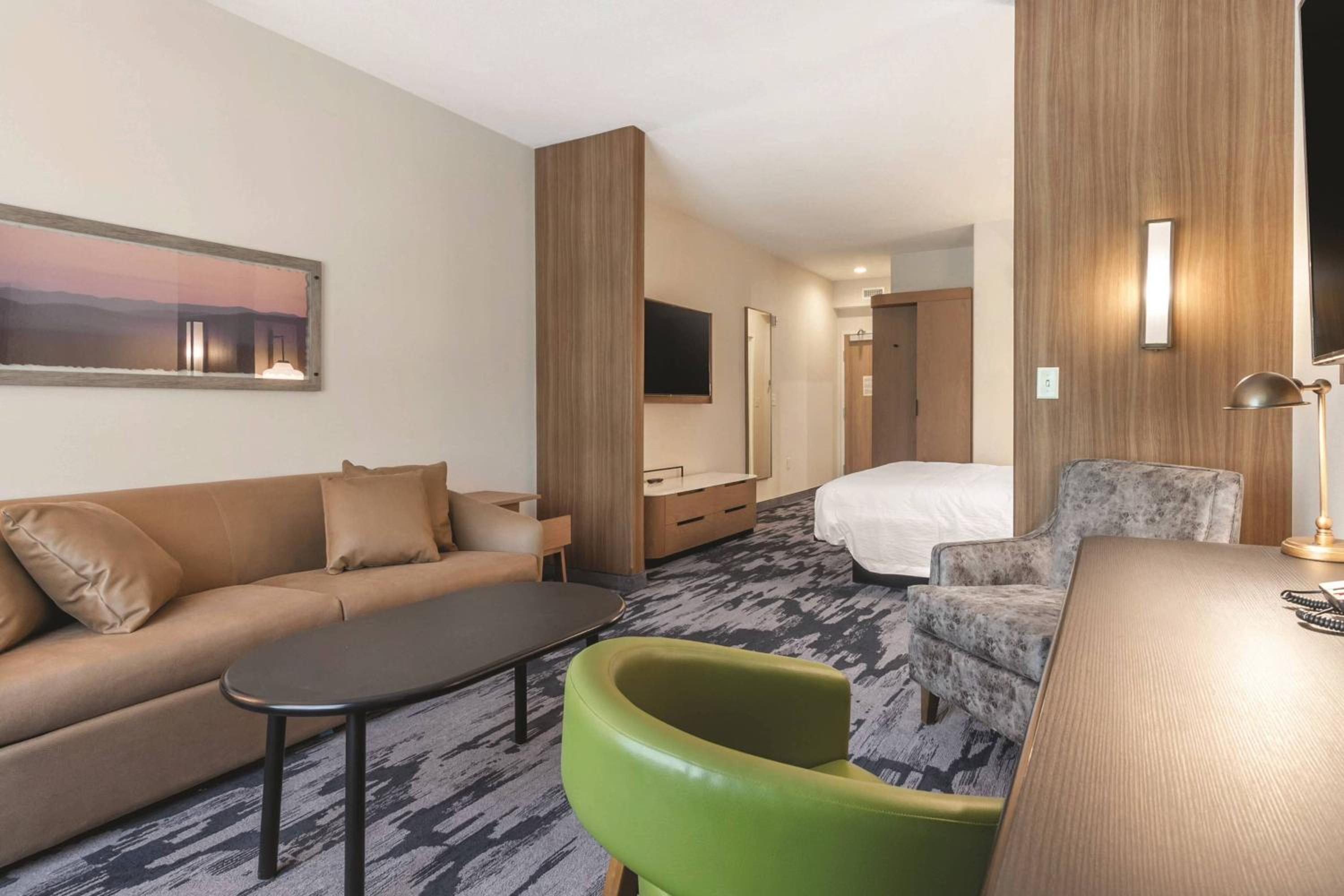 Fairfield Inn & Suites by Marriott Kansas City Shawnee - photo 20