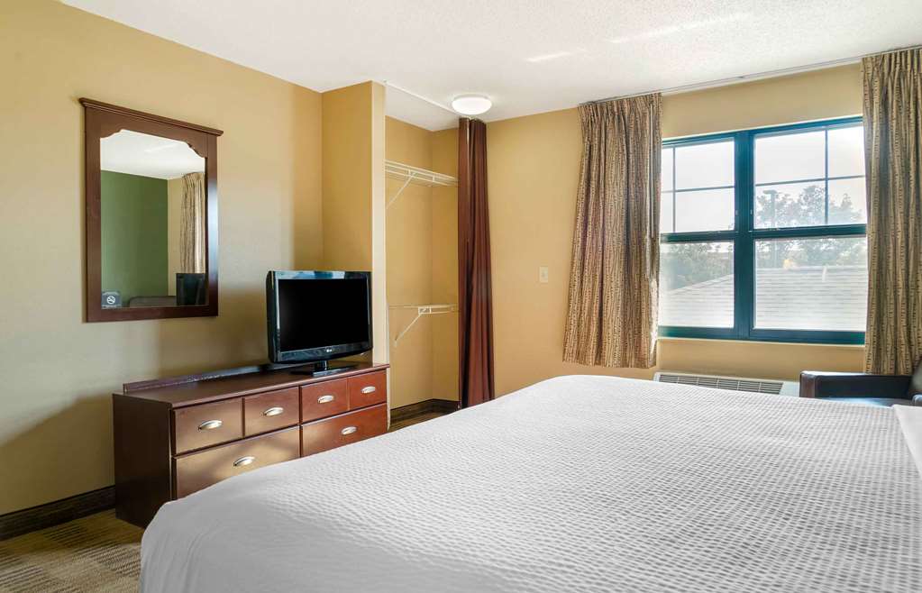 Extended Stay America Suites Detroit Canton - photo 18