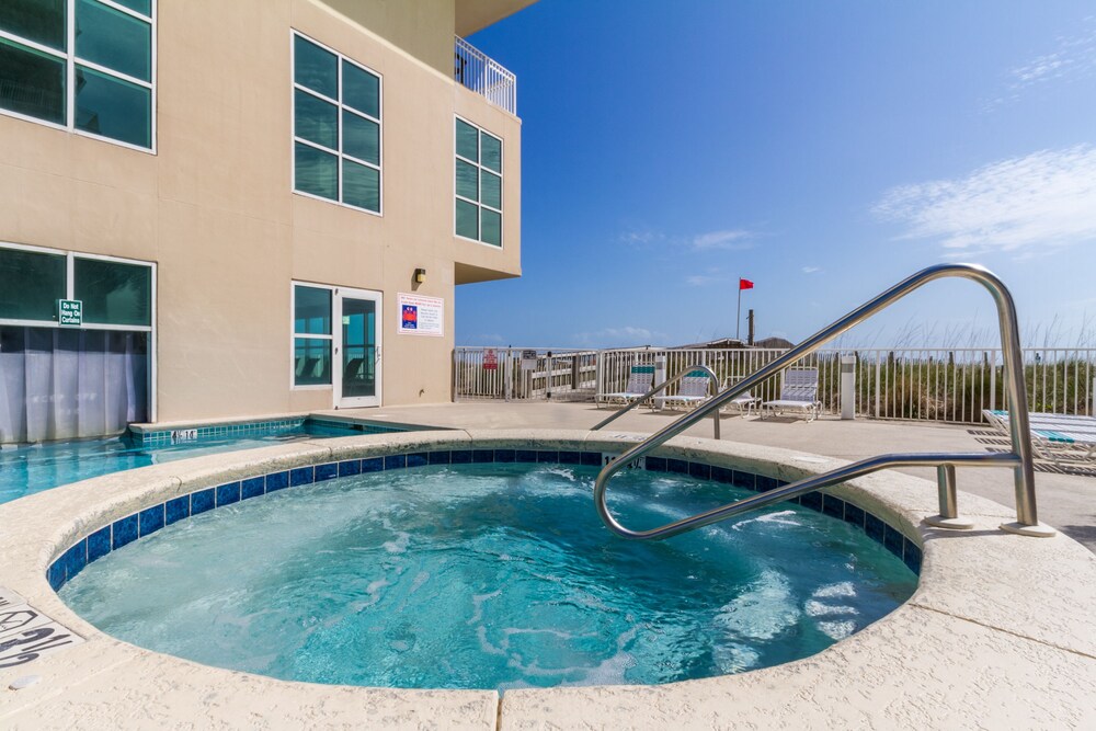 Crystal Shores by Luxury Gulf Rentals - photo 60