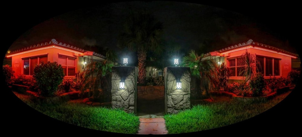 Richard's Pet Friendly Motel - photo 39