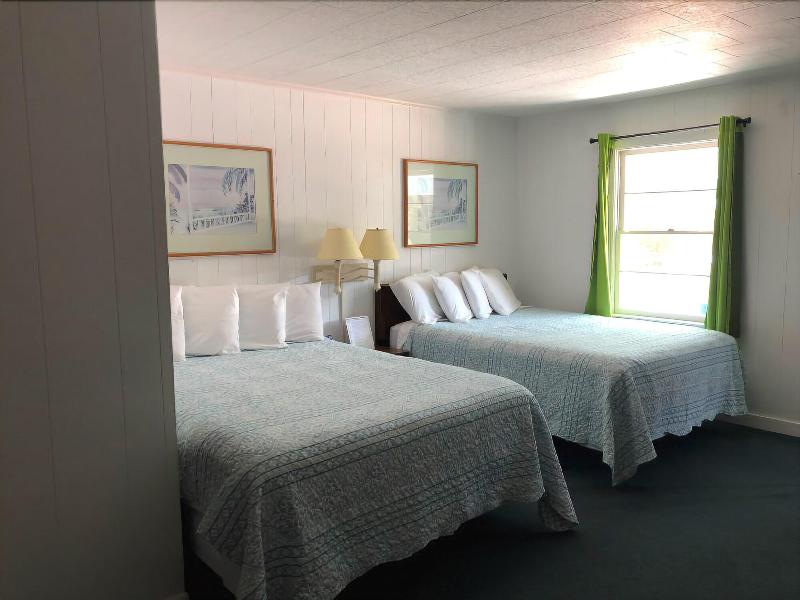 Swell Motel - photo 120