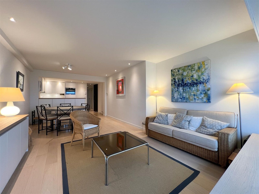 Apartment in Duinbergen with Sea Views — 4-Star Luxury Hotel in Knokke-Heist, Belgium