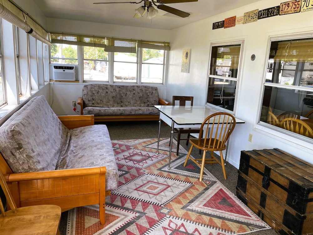 Swan Lake Resort & Campground - photo 20