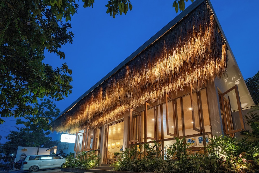 Lakubumi Pavilion