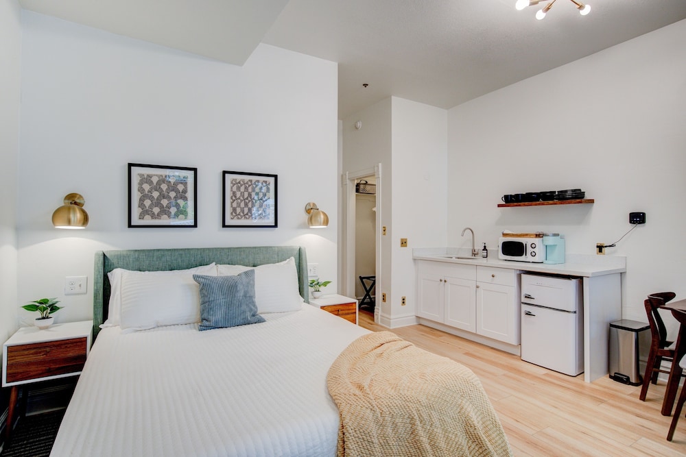 Art City Inn - photo 23