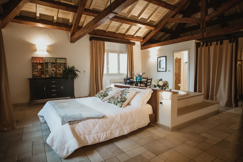 Masseria Baroni Nuovi — 4-Star Luxury Hotel in Brindisi, Italy