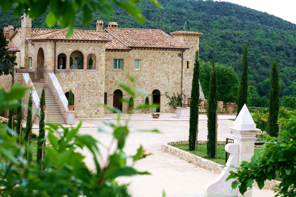 Relais Tenuta del Gallo in Amelia, Italy