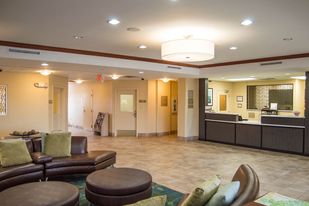Candlewood Suites Victoria By Ihg - photo 24