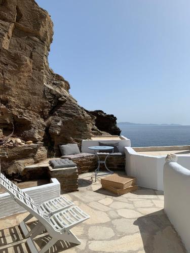Vathi Balcon Tinos — Panormos — photo 5
