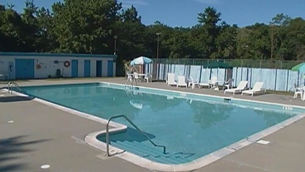 Tides Motor Inn at Stehli Beach - photo 18