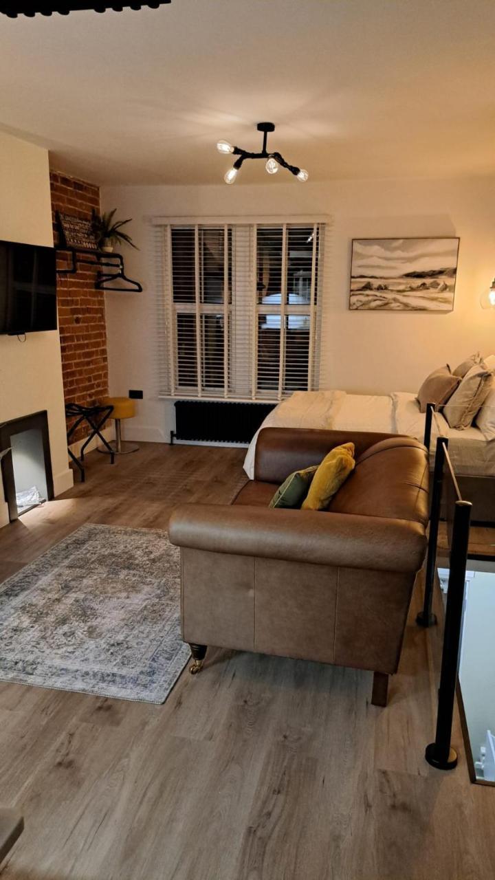 Urban Chic Stylish Flat in the Heart of St Albans — hotel in St Albans