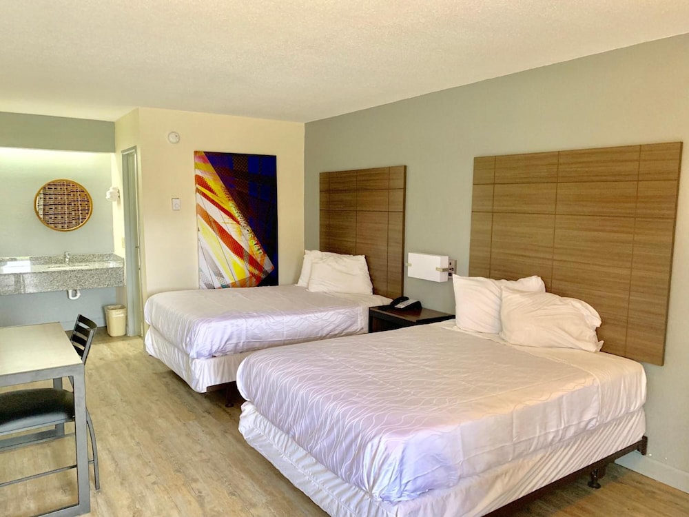 Dallas Love Field Inn - photo 26