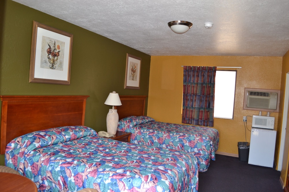 Atlantic Economy Inn - photo 2
