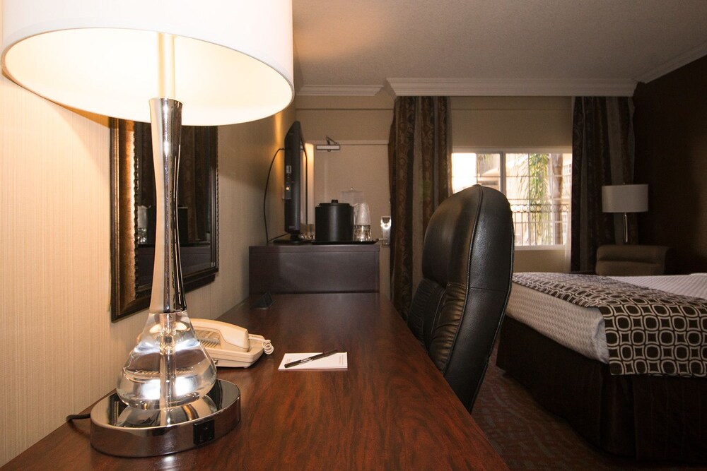 The Hotel Fullerton Anaheim - photo 9