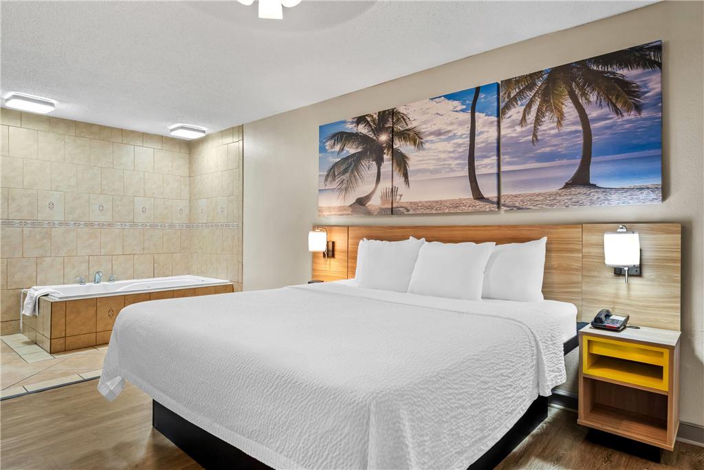 Days Inn by Wyndham Jacksonville NC - photo 30