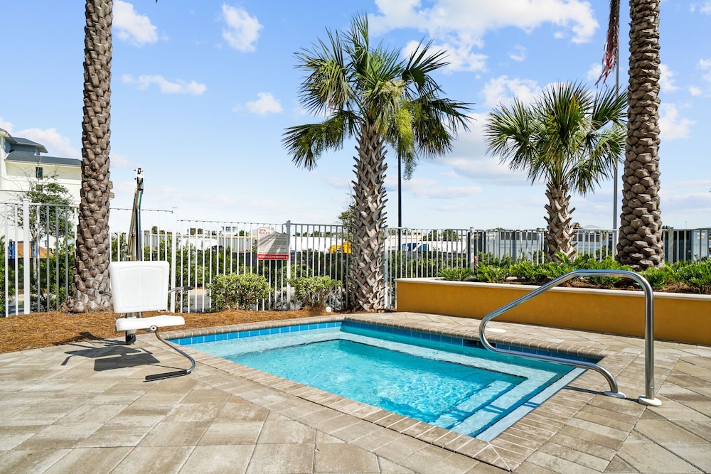 Calypso Resort Tower 3 - photo 12