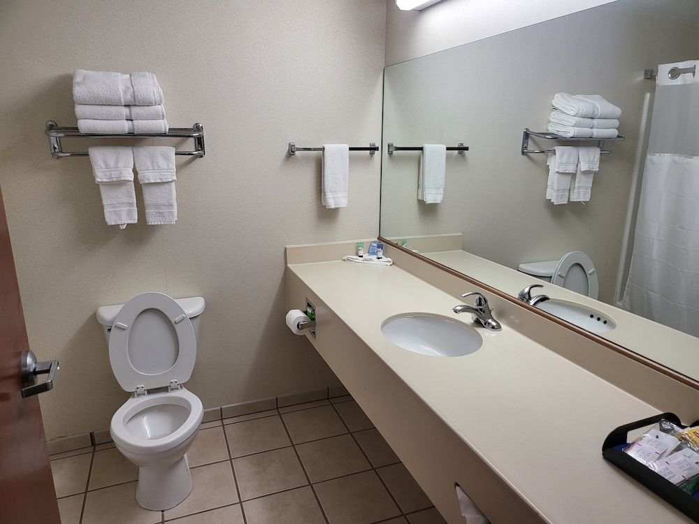 The Glenville Inn - photo 17