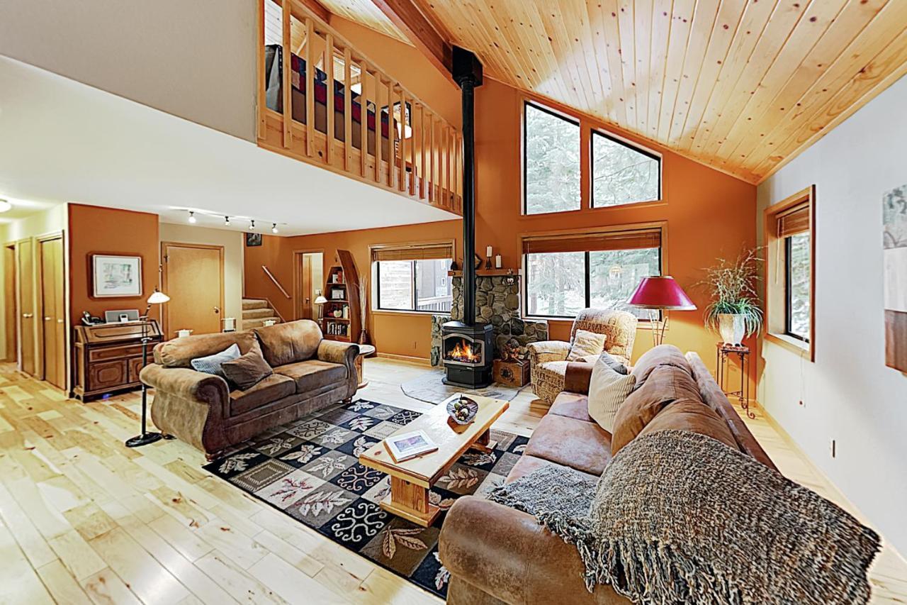 Schussing Escape — 4-Star Luxury Hotel in Truckee, United States