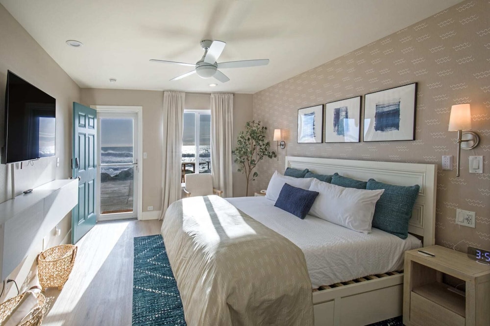 Black Sands Inn - photo 2