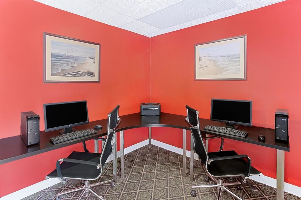 Ramada Waukegan Gurnee - photo 41