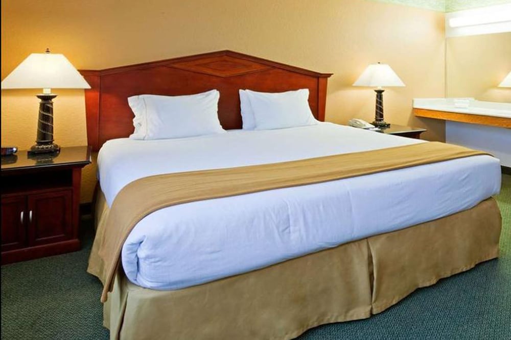 Blue Way Inn Eagan Extended Stay - photo 10