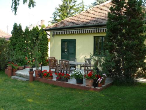 Csecsi Üdülő in Zamardi, Hungary