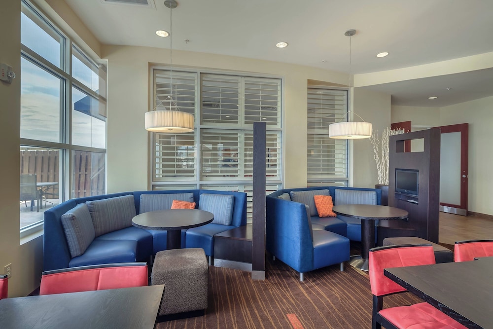 Courtyard by Marriott Jacksonville Beach Oceanfront - photo 26