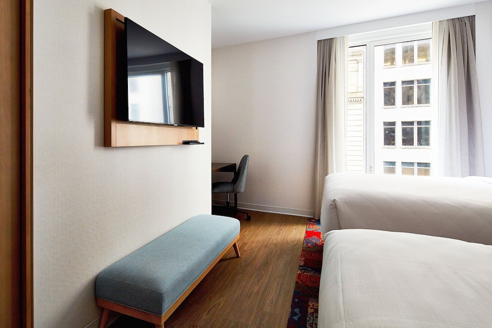 Hotel Indigo NYC Financial District by IHG - photo 9