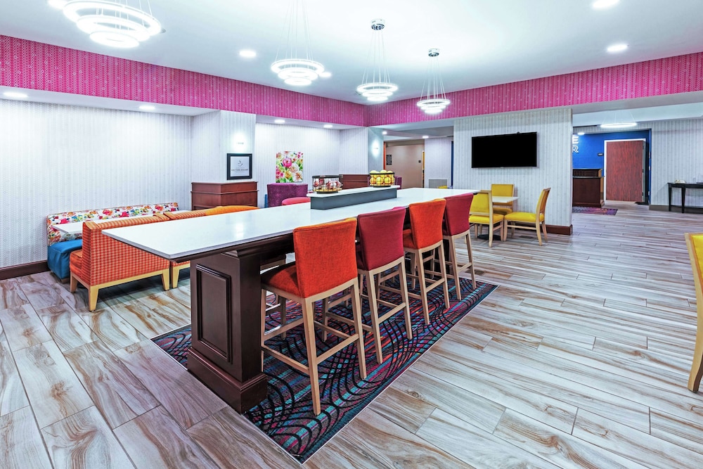 Hampton Inn Miami - photo 6